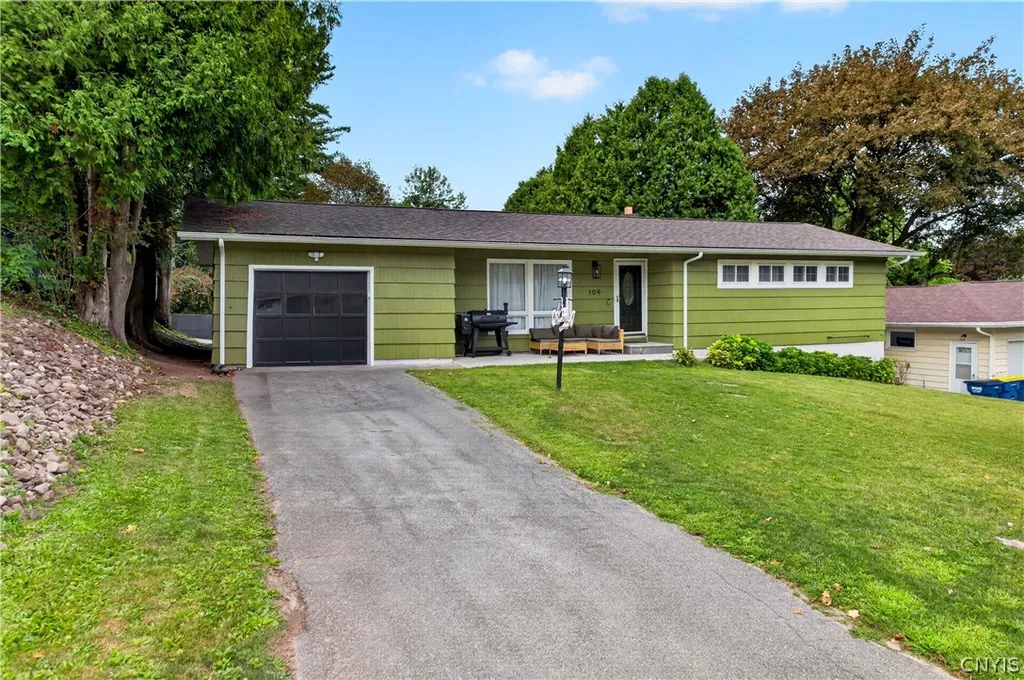 Property at 109 Camillus Park Drive, Camillus, NY 13031