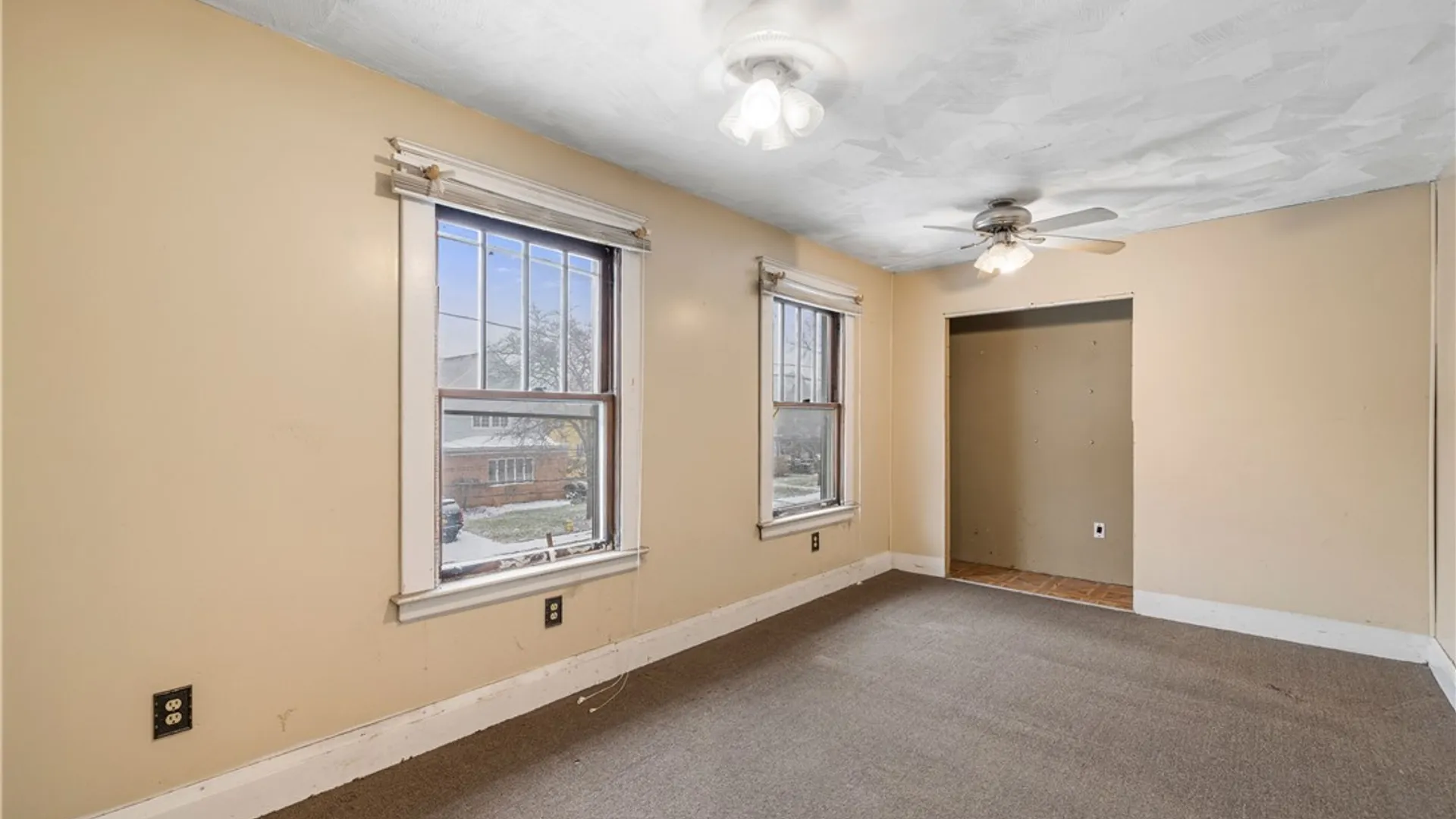 Property at 2439 Niagara Avenue, Niagara Falls, NY 14305 13