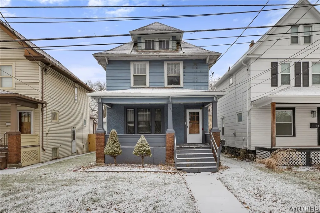 Property at 2439 Niagara Avenue, Niagara Falls, NY 14305