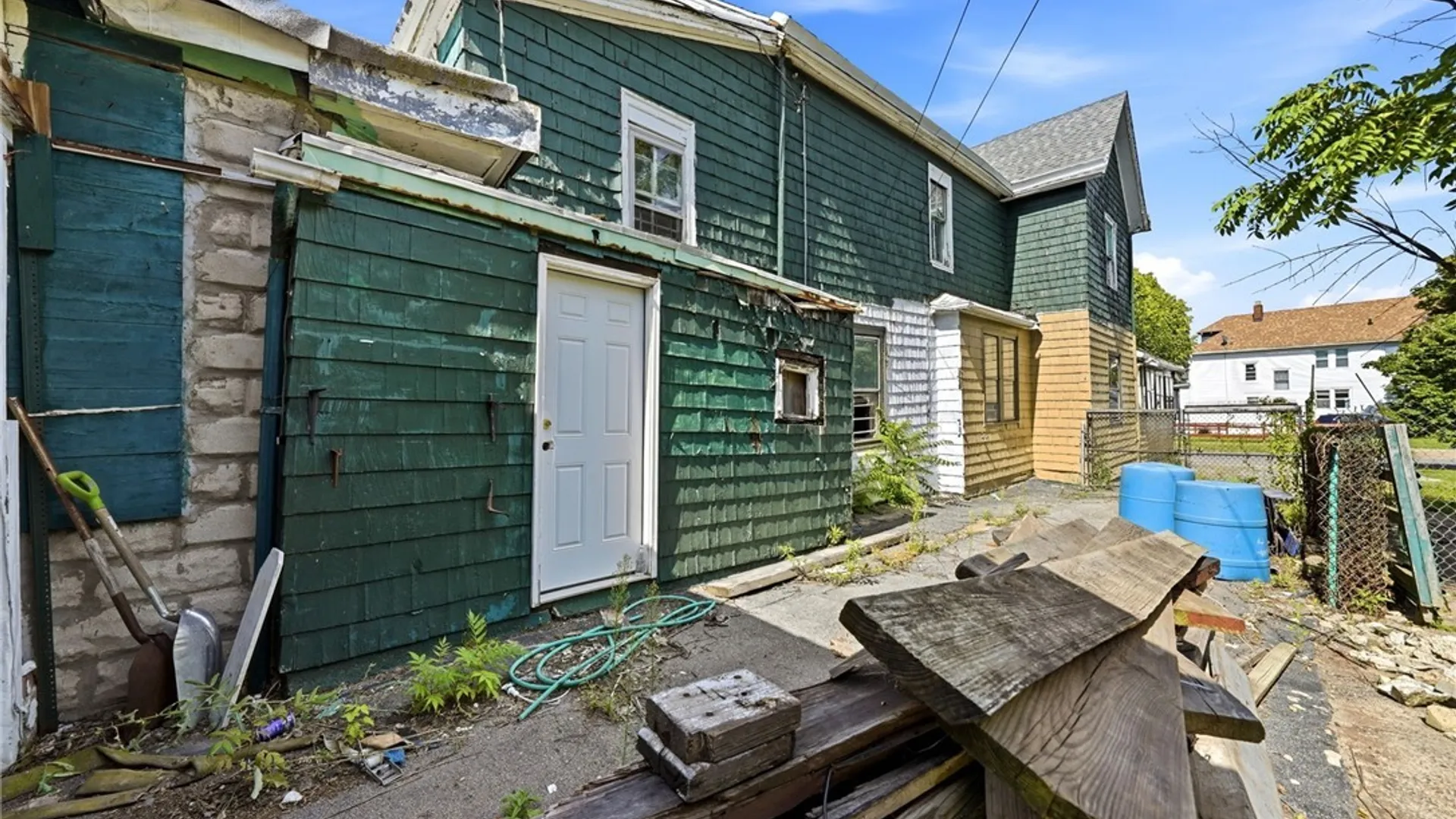 Property at 252 15th Street, Buffalo, NY 14213 44