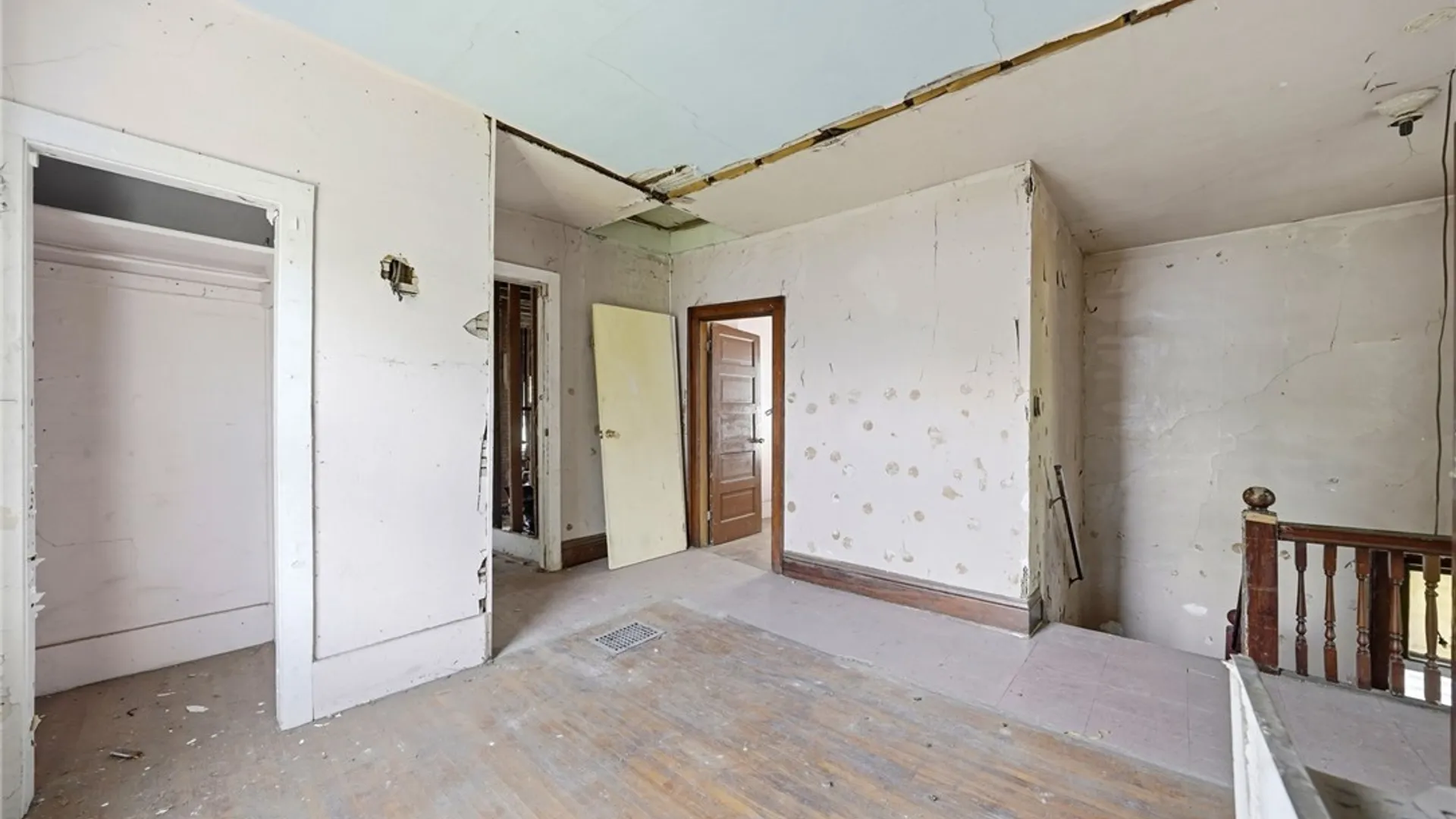 Property at 252 15th Street, Buffalo, NY 14213 22