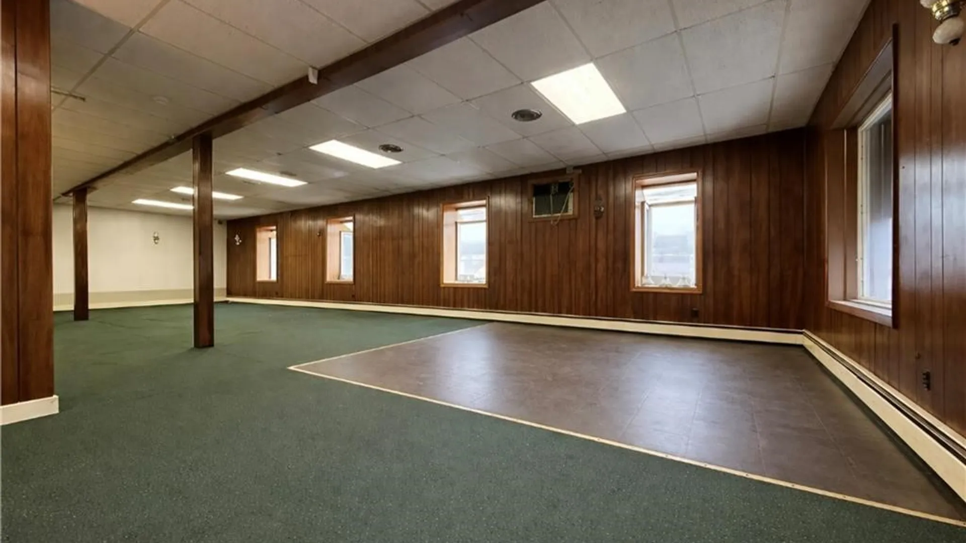 Property at 1701 Pine Avenue, Niagara Falls, NY 14301 24