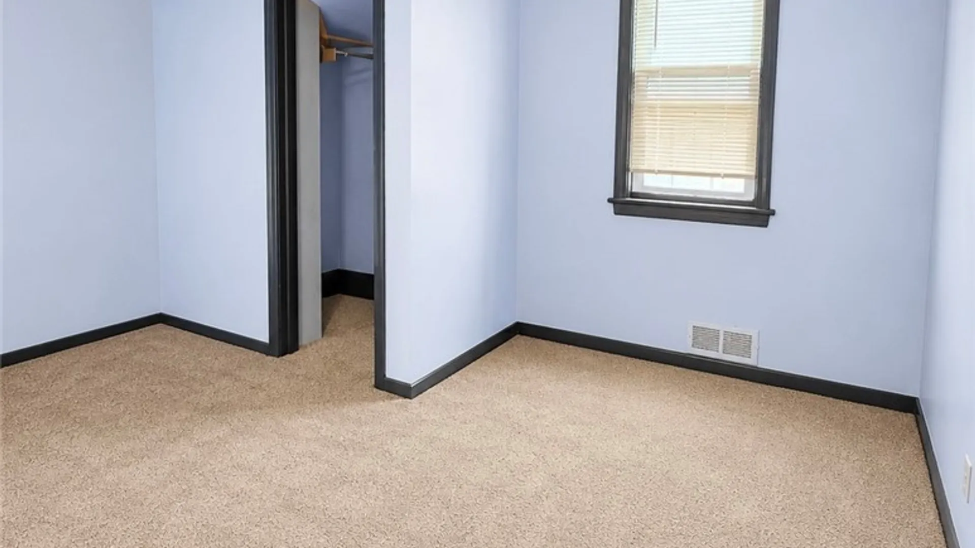 Property at 162 14th Street, Buffalo, NY 14213 11