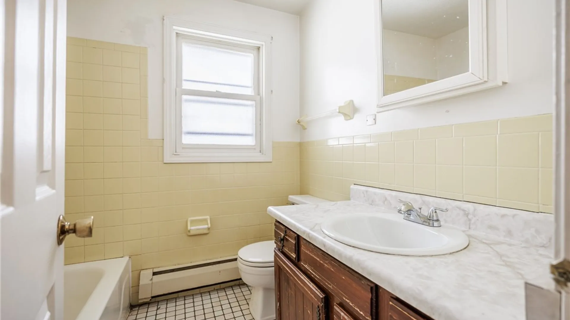 Property at 176 Villa St, Rochester, NY 14606 27