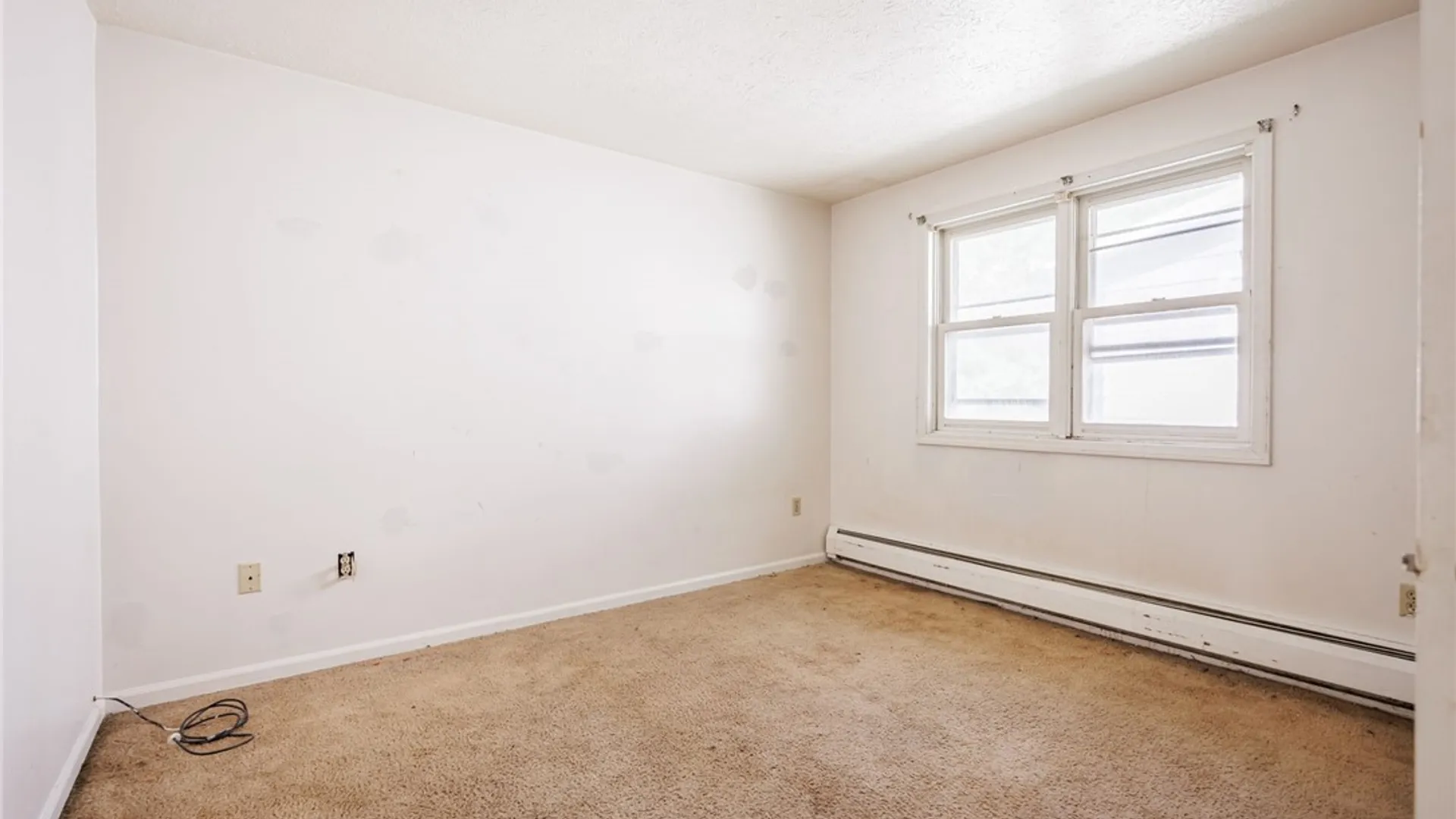 Property at 176 Villa St, Rochester, NY 14606 28