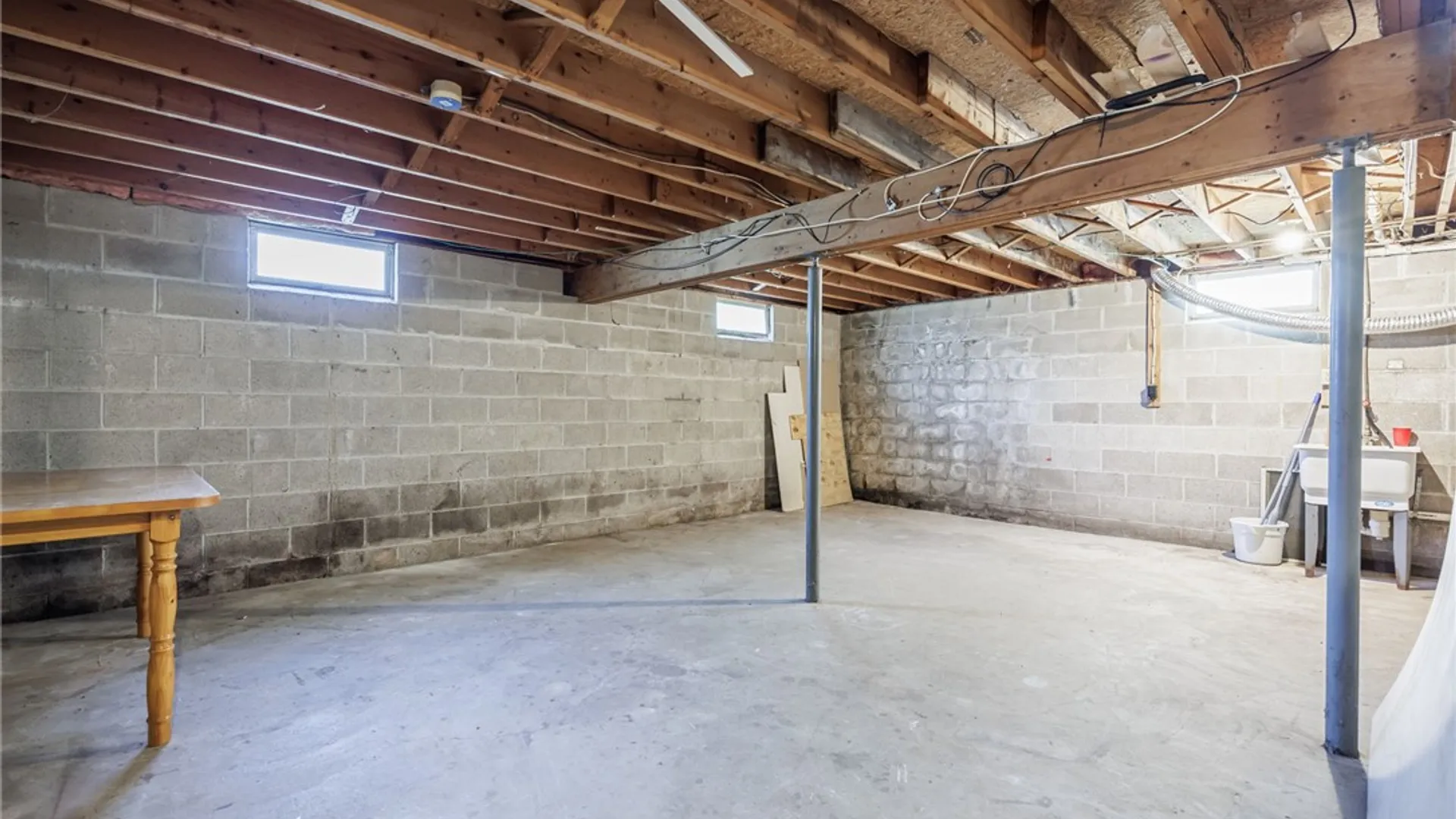 Property at 176 Villa St, Rochester, NY 14606 32