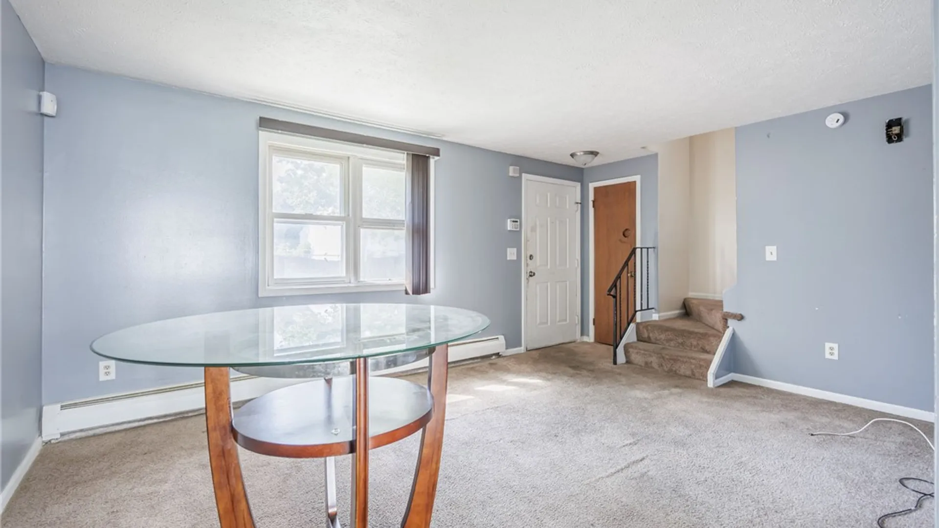 Property at 176 Villa St, Rochester, NY 14606 5