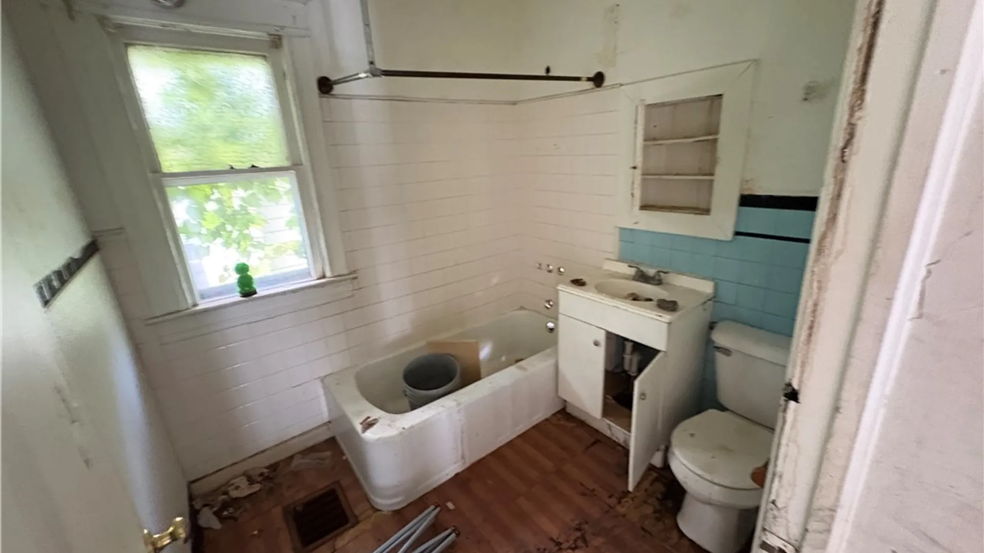 Property at 404 Emerson Street, Rochester, NY 14613 12