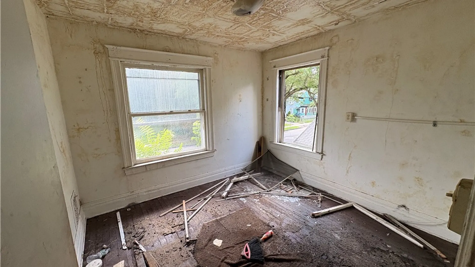 Property at 404 Emerson Street, Rochester, NY 14613 13