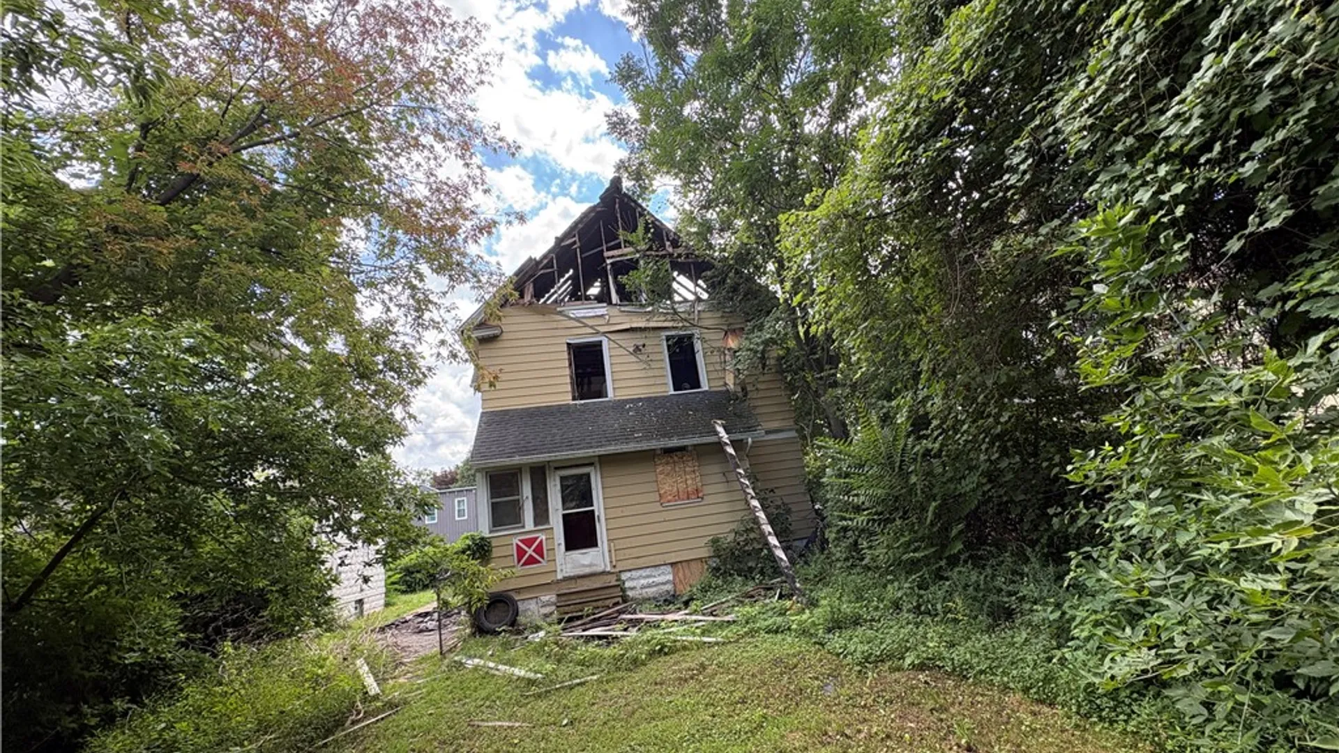 Property at 404 Emerson Street, Rochester, NY 14613 4