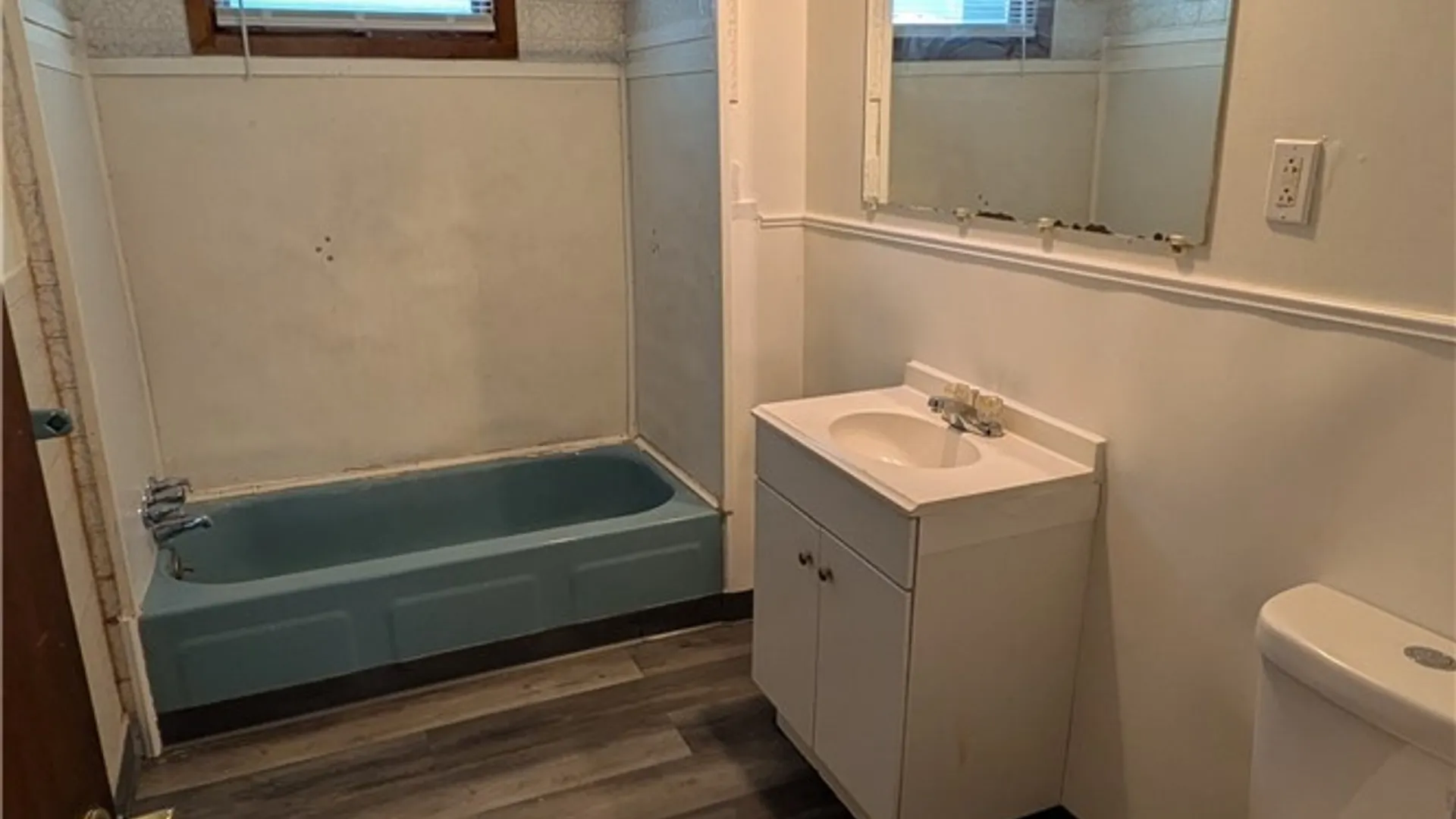Property at 18 Winter Street, Buffalo, NY 14213 4