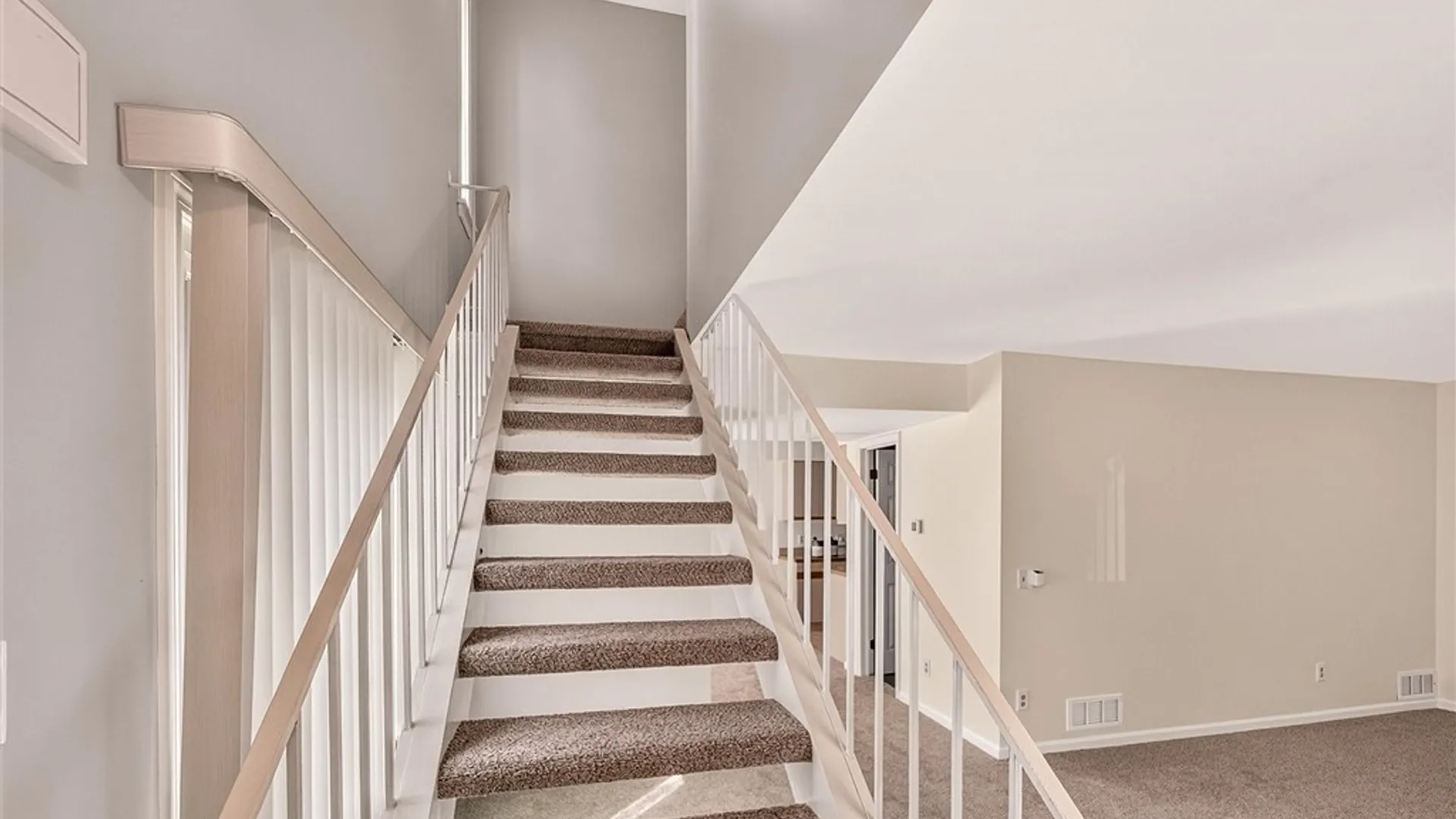 Property at 530 Eastbrooke Lane, Brighton, NY 14618 13