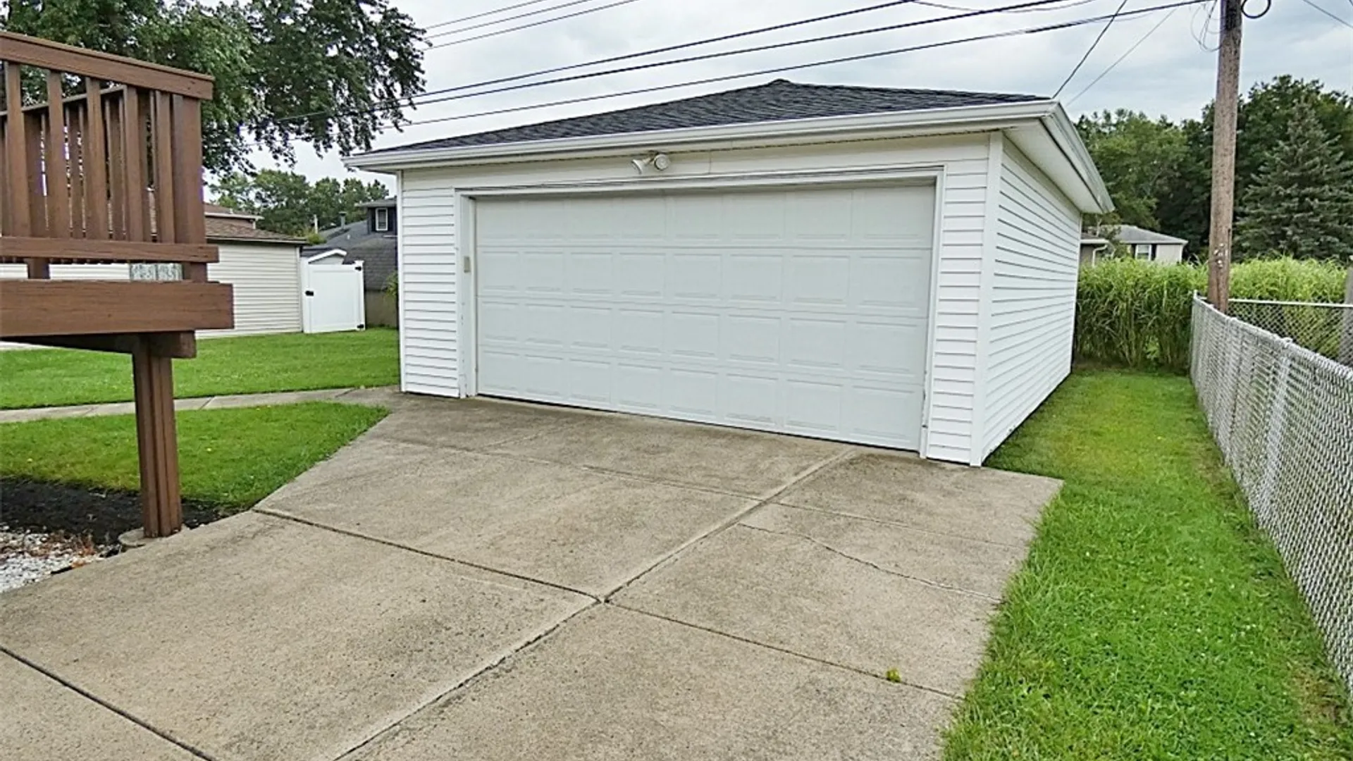 Property at 3431 Bethford Drive, Hamburg, NY 14219 41