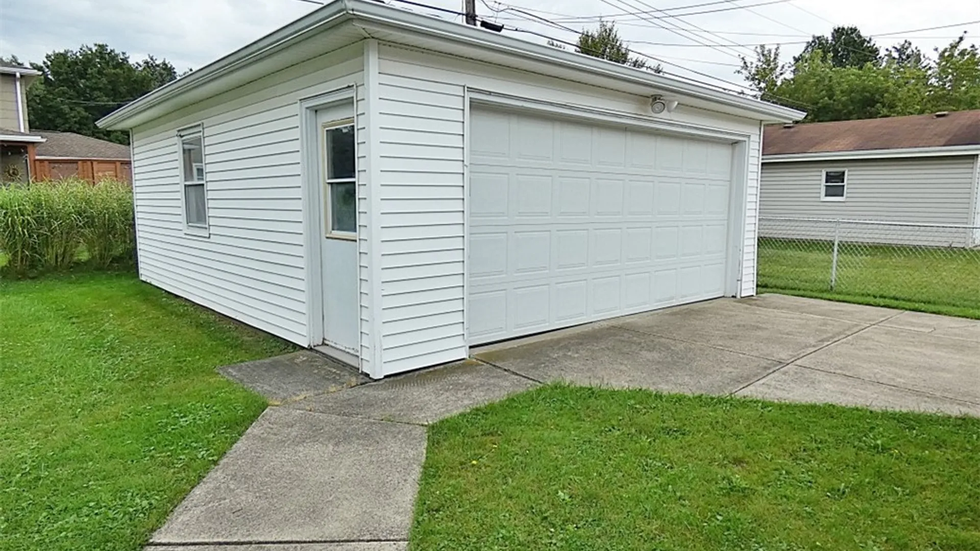Property at 3431 Bethford Drive, Hamburg, NY 14219 44