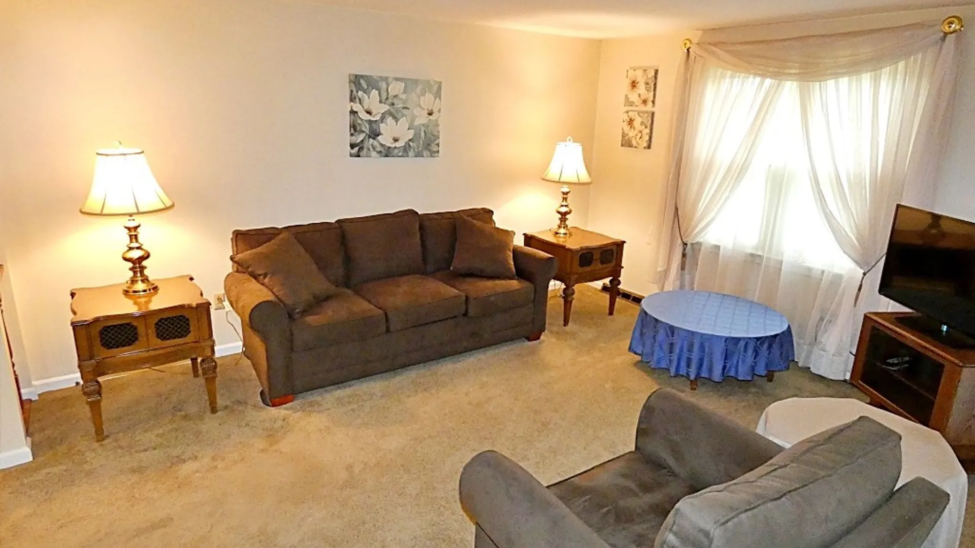 Property at 3431 Bethford Drive, Hamburg, NY 14219 14