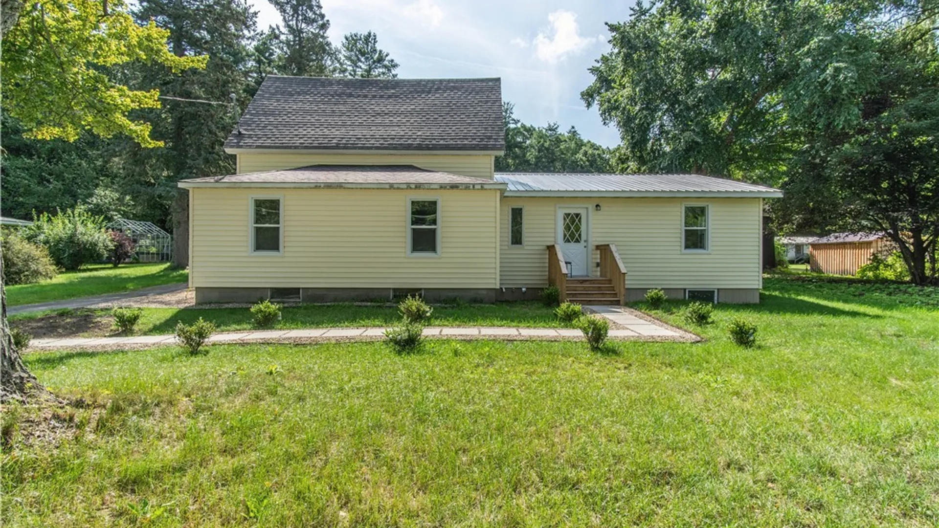 Property at 38096 Rt-12e, Clayton, NY 13624 3