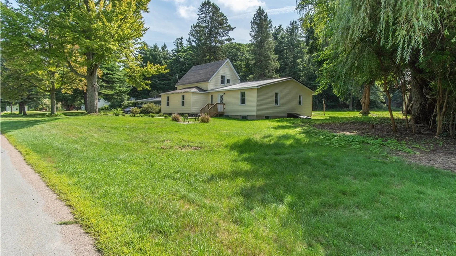 Property at 38096 Rt-12e, Clayton, NY 13624 11
