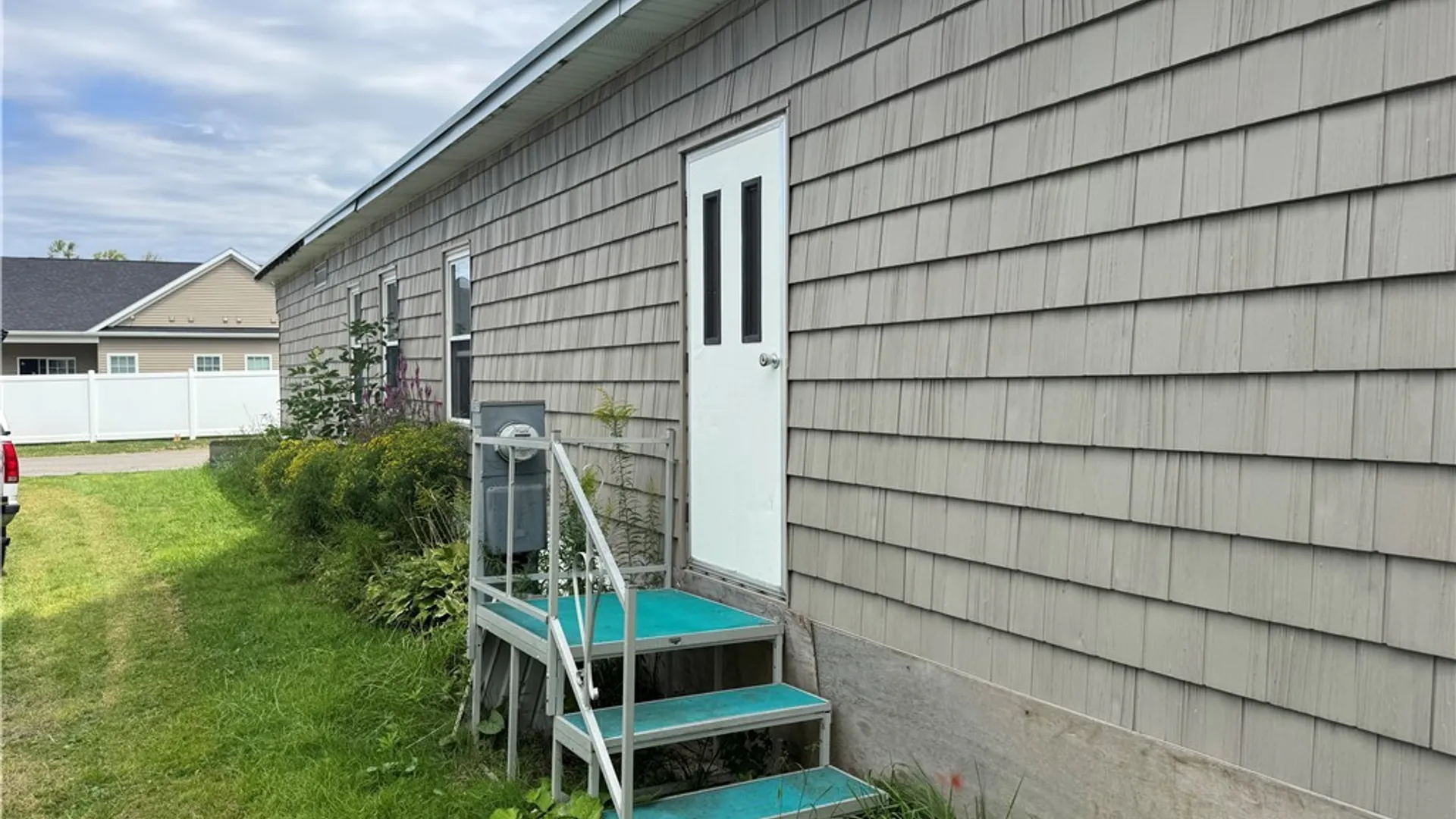 Property at 3450 Howard Road, Hamburg, NY 14075 3