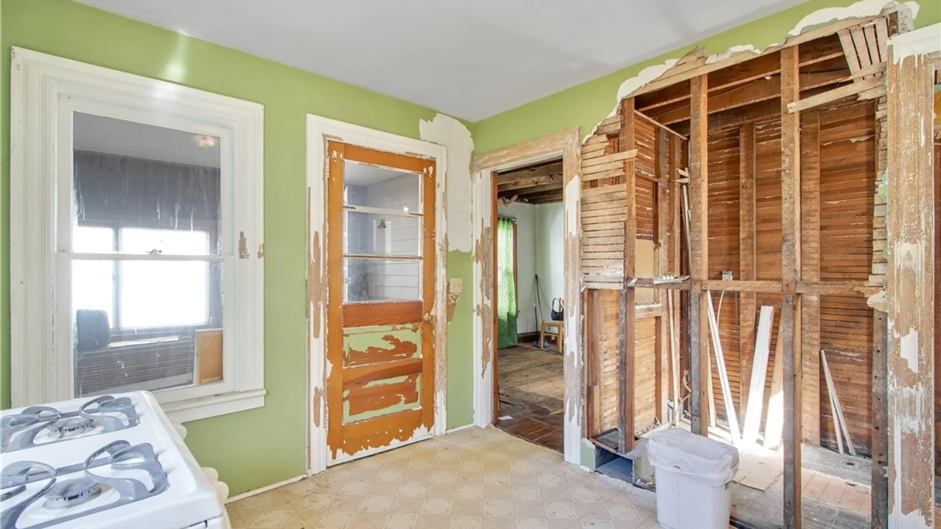 Property at 44 Saint John Street, Lancaster, NY 14086 14