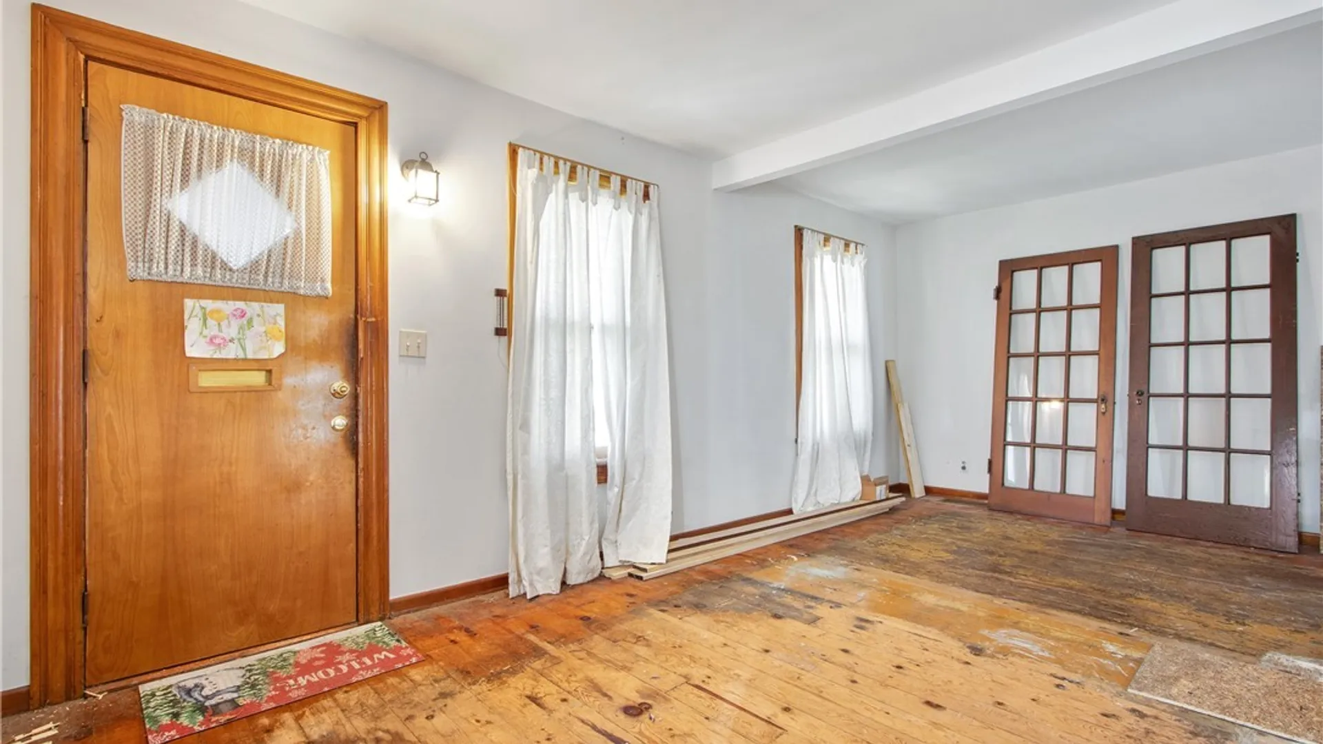 Property at 44 Saint John Street, Lancaster, NY 14086 4