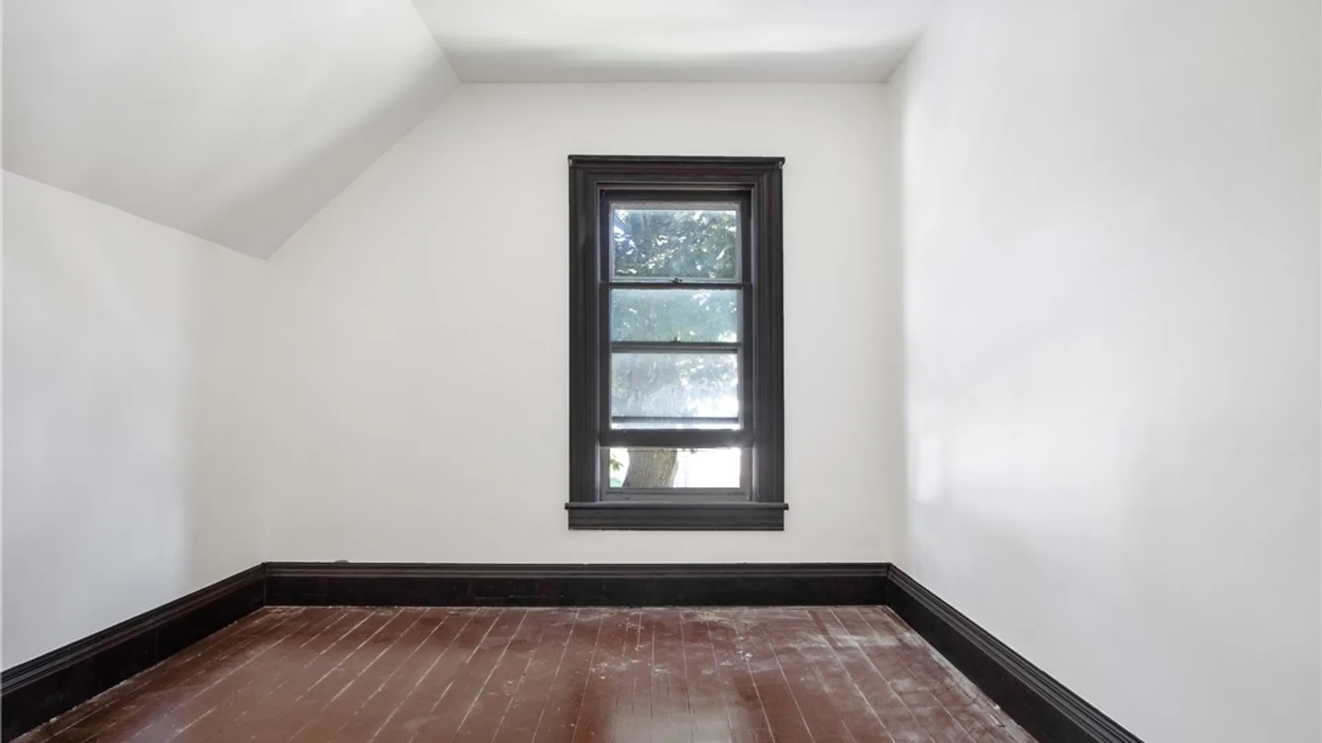 Property at 44 Saint John Street, Lancaster, NY 14086 23