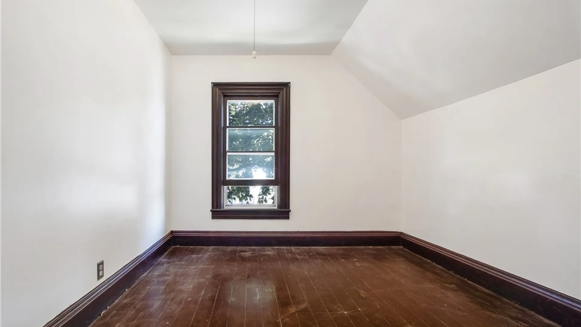 Property at 44 Saint John Street, Lancaster, NY 14086 24