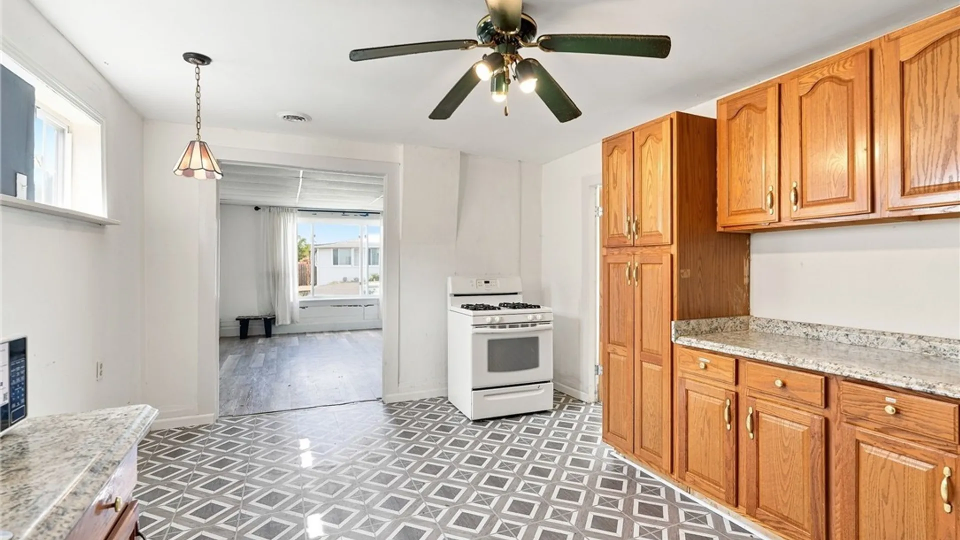 Property at 89 Jones Street, Buffalo, NY 14206 9