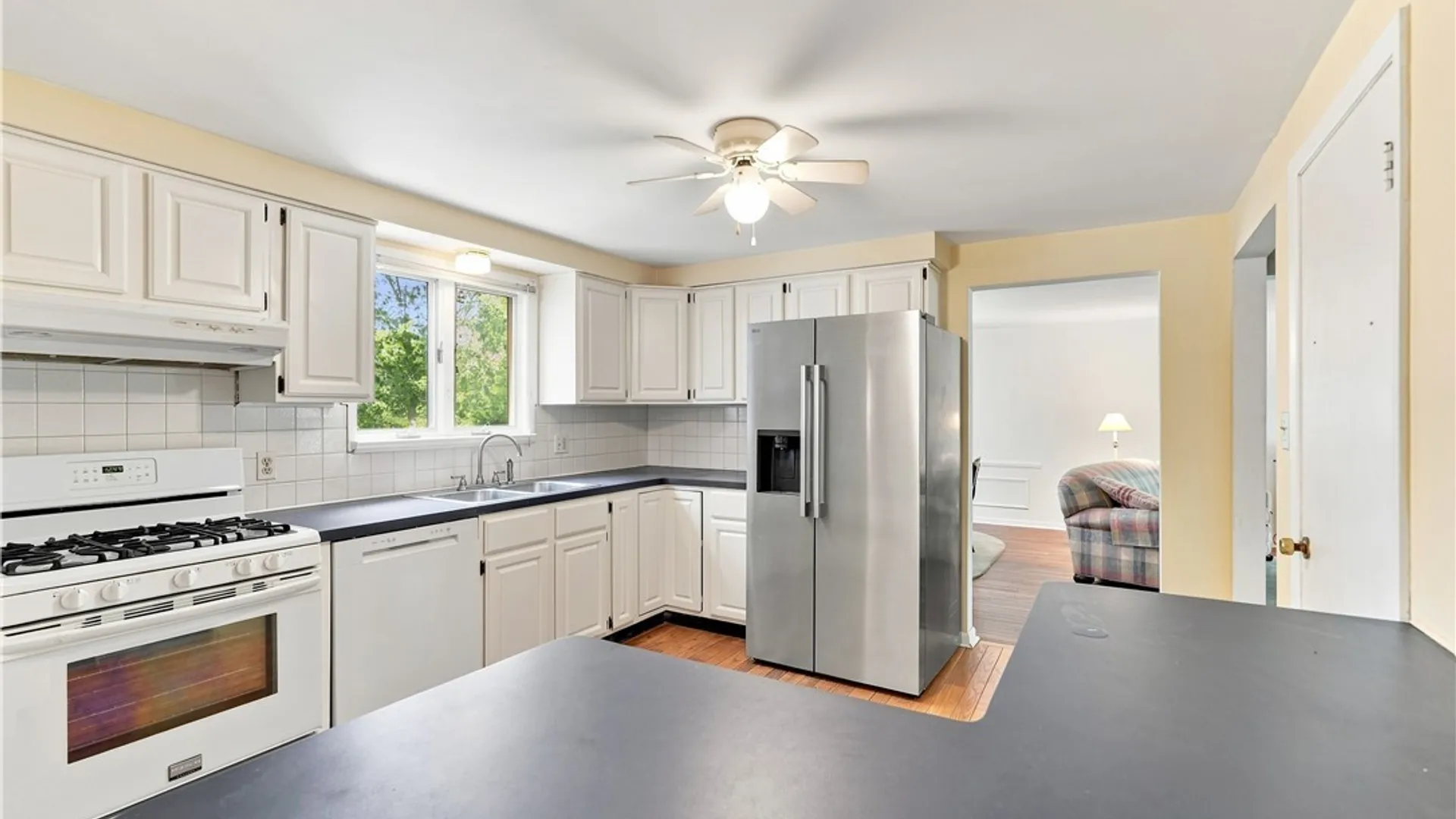 Property at 25 Jeffrey Drive, Amherst, NY 14228 11