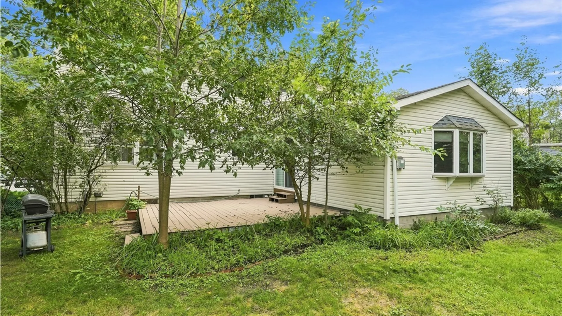 Property at 25 Jeffrey Drive, Amherst, NY 14228 46