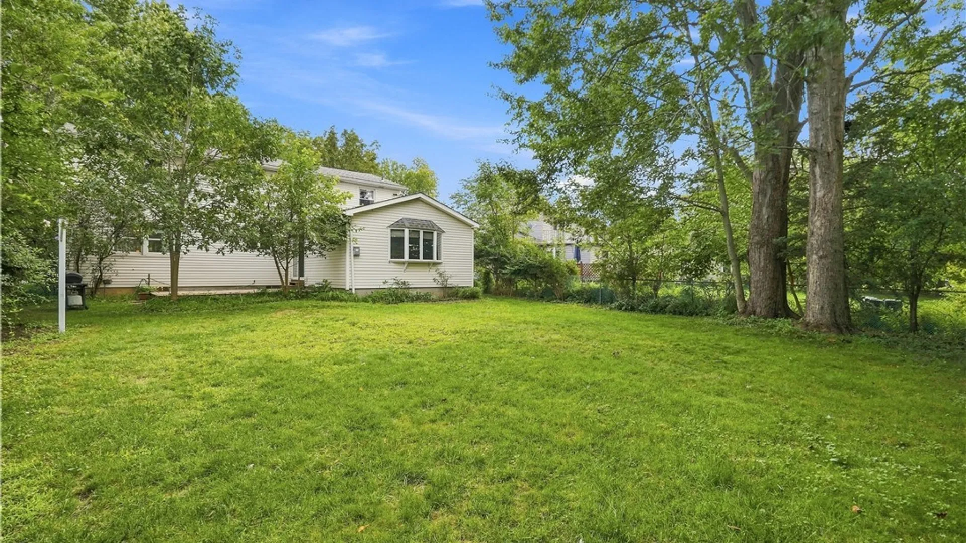 Property at 25 Jeffrey Drive, Amherst, NY 14228 44
