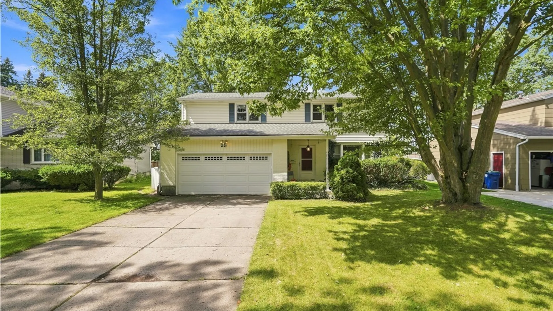 Property at 25 Jeffrey Drive, Amherst, NY 14228 3