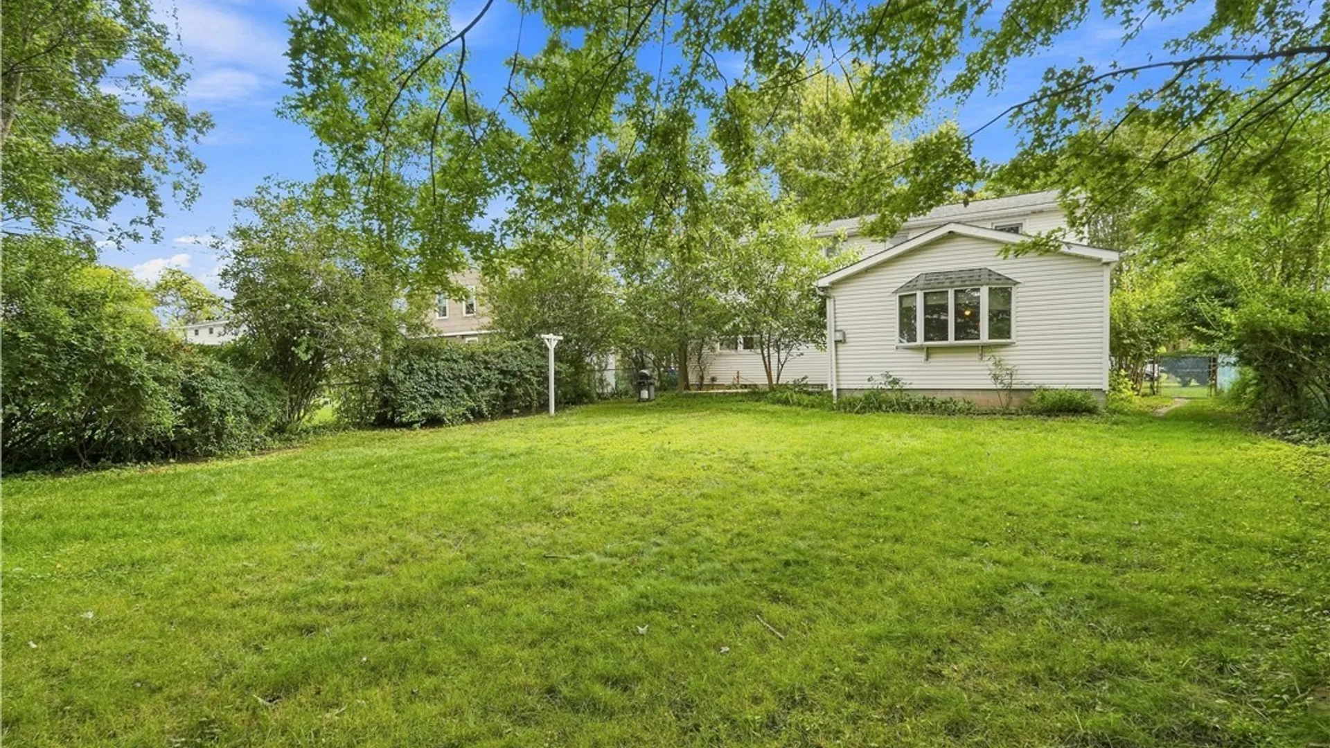 Property at 25 Jeffrey Drive, Amherst, NY 14228 45