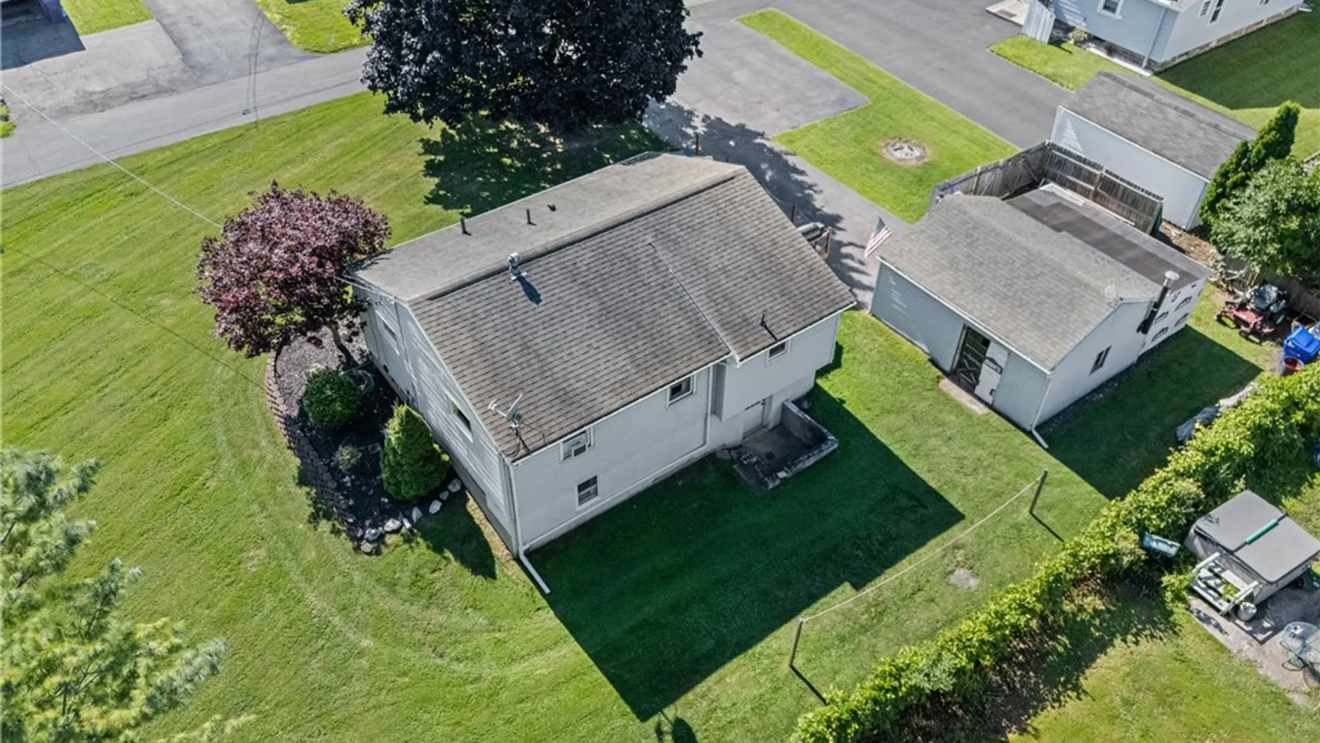 Property at 22 6th Avenue, Greece, NY 14612 5