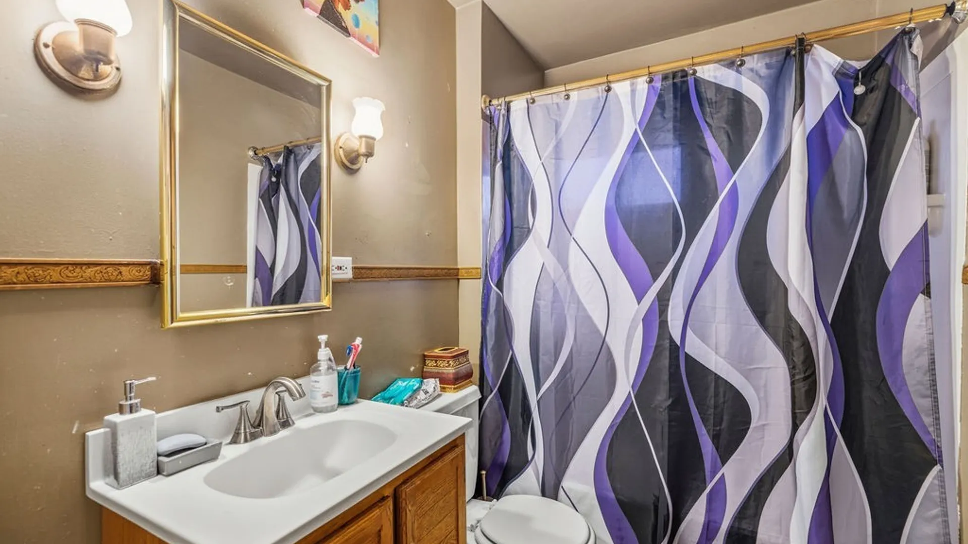 Property at 64 Henrietta Avenue, Buffalo, NY 14207 15