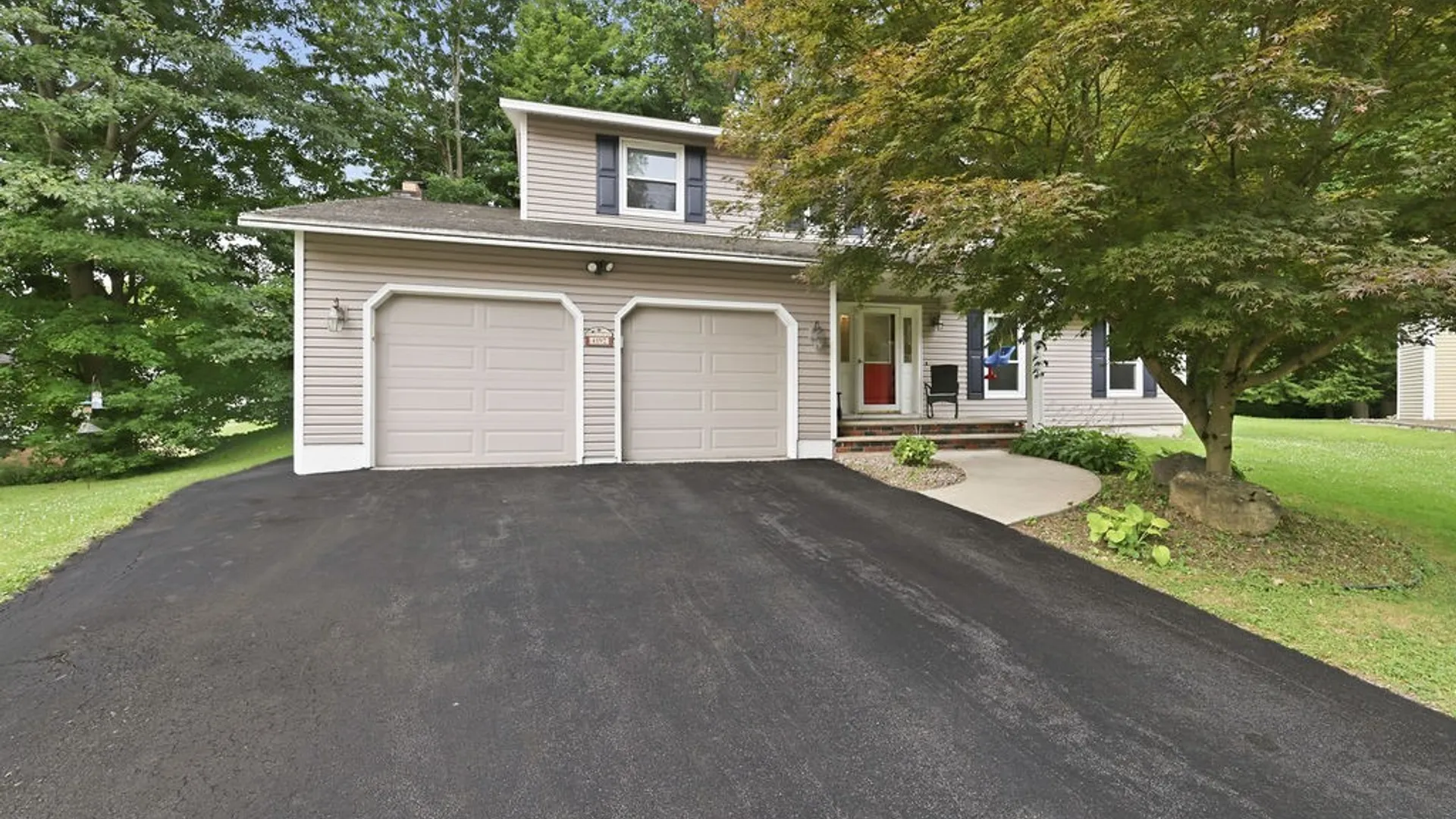 Property at 4192 Fireside Circle, Clay, NY 13090 4