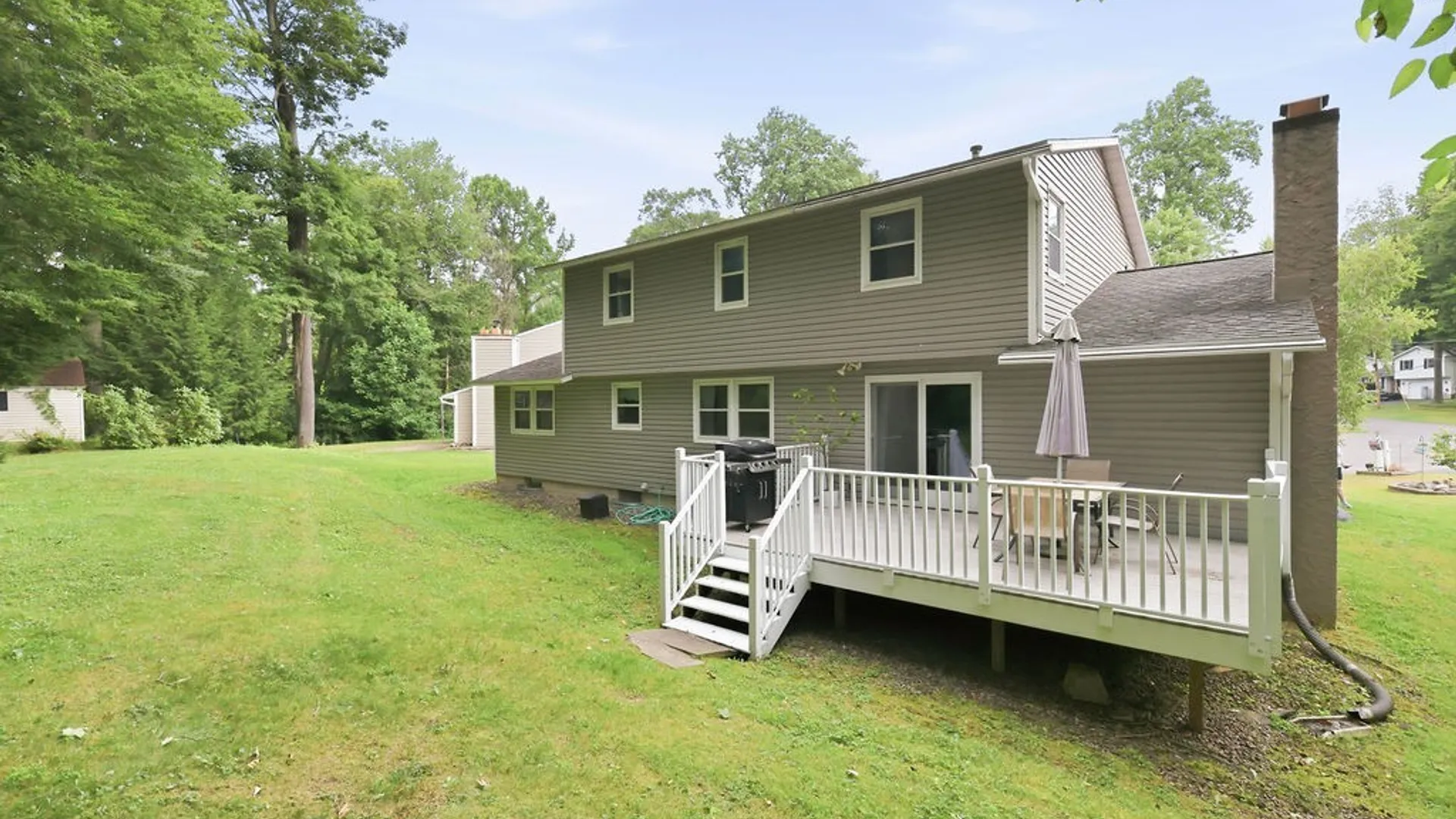Property at 4192 Fireside Circle, Clay, NY 13090 11