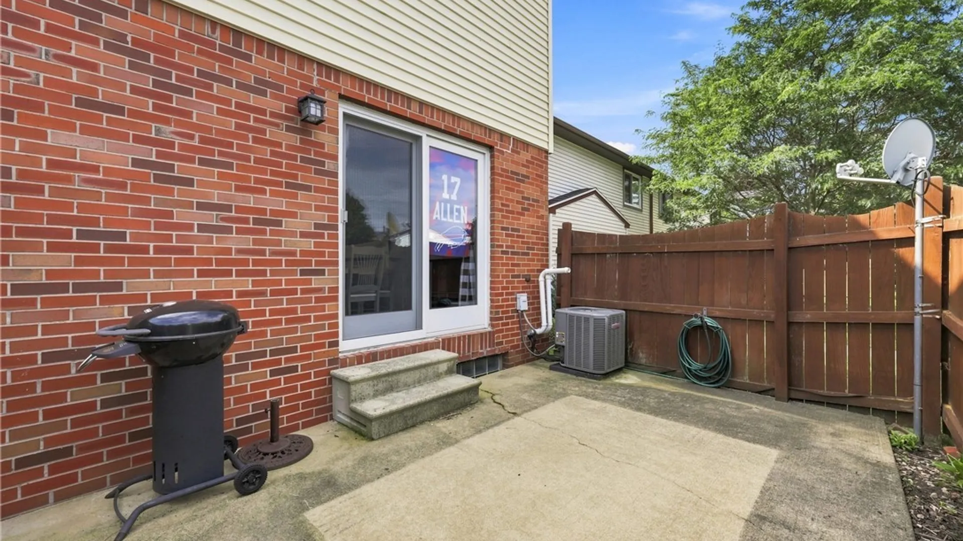 Property at 71 Parkview Court, Lancaster, NY 14086 25