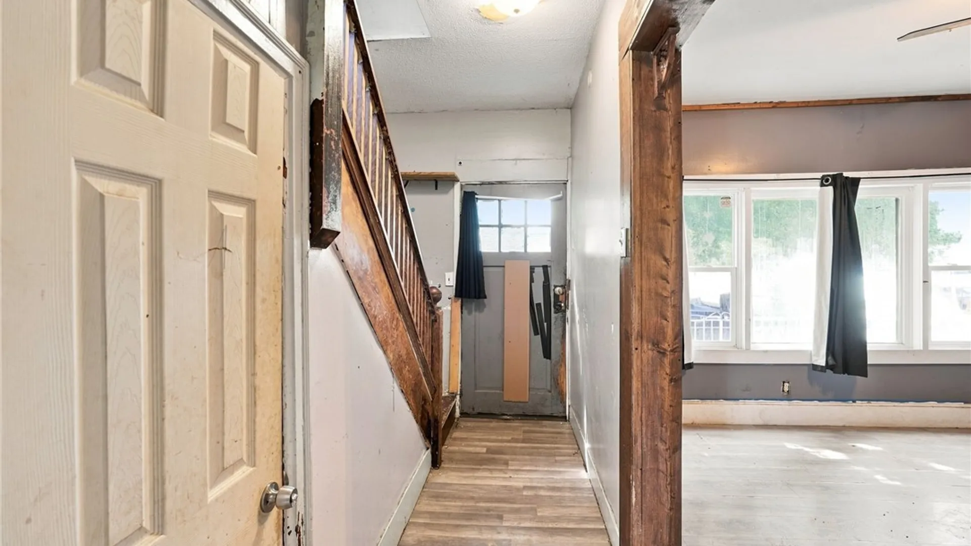 Property at 48 Sirret Street, Buffalo, NY 14220 6