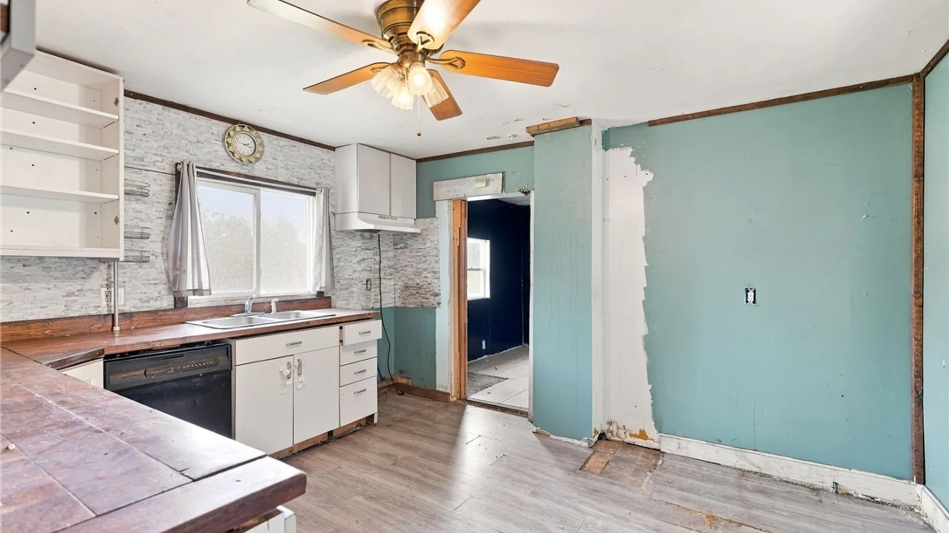 Property at 48 Sirret Street, Buffalo, NY 14220 16