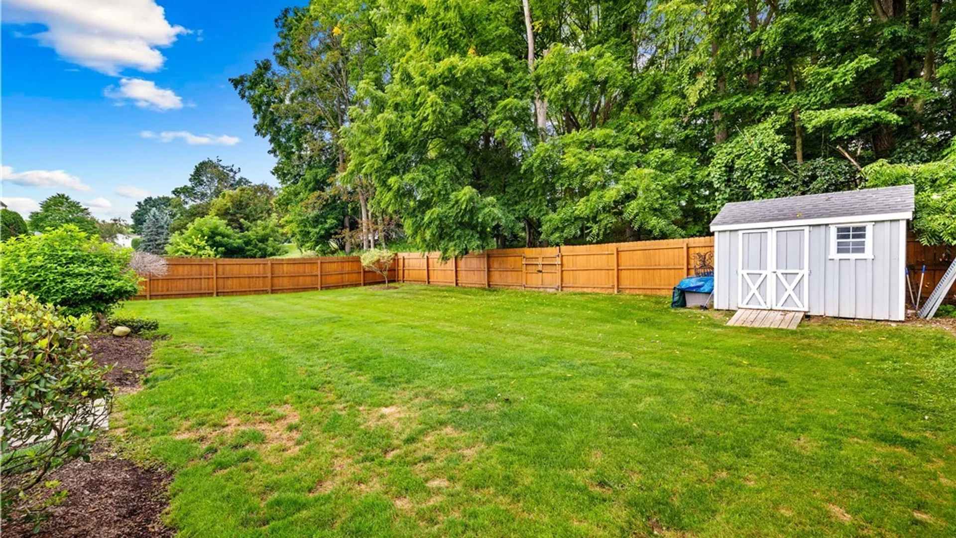Property at 7 Bromwich Road, New Hartford, NY 13413 3