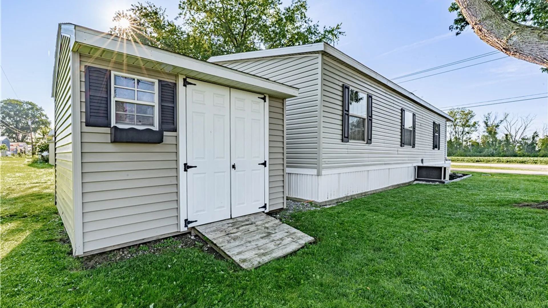 Property at 115 Doorwood Park, Wilson, NY 14141 5