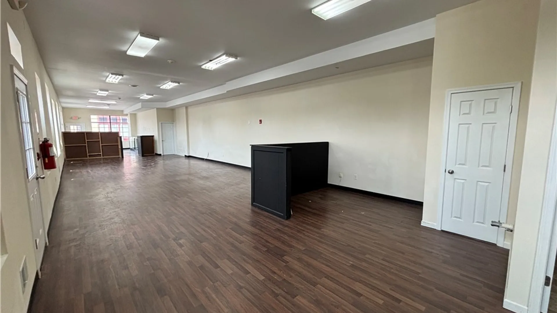 Property at 221 Herald Place, Syracuse, NY 13202 17
