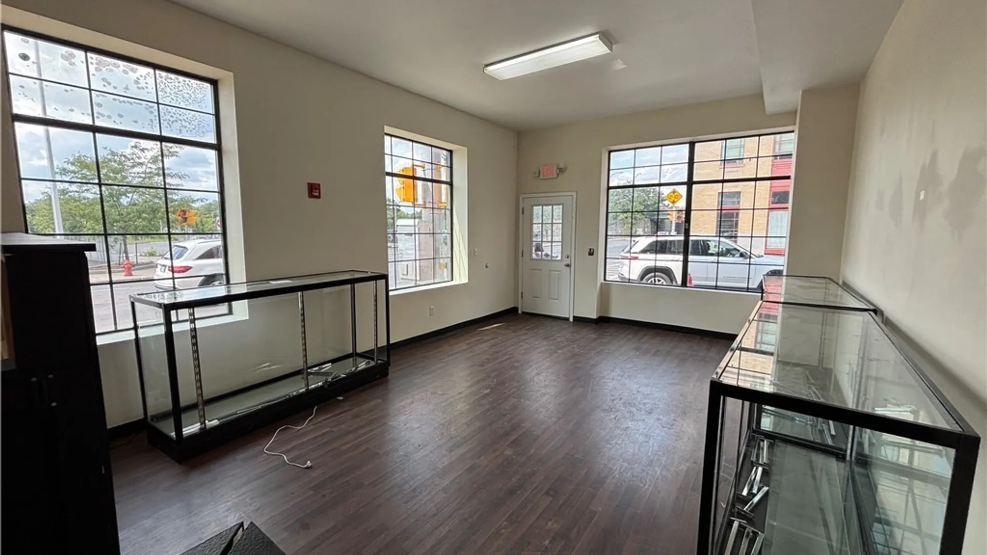 Property at 221 Herald Place, Syracuse, NY 13202 19