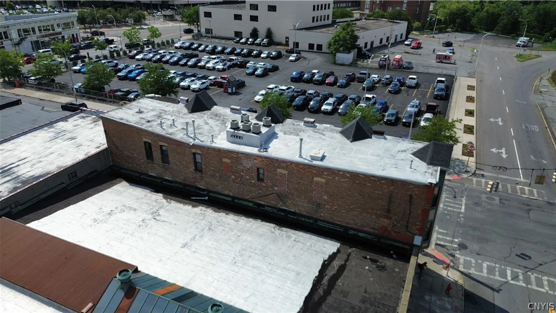 Property at 221 Herald Place, Syracuse, NY 13202 26