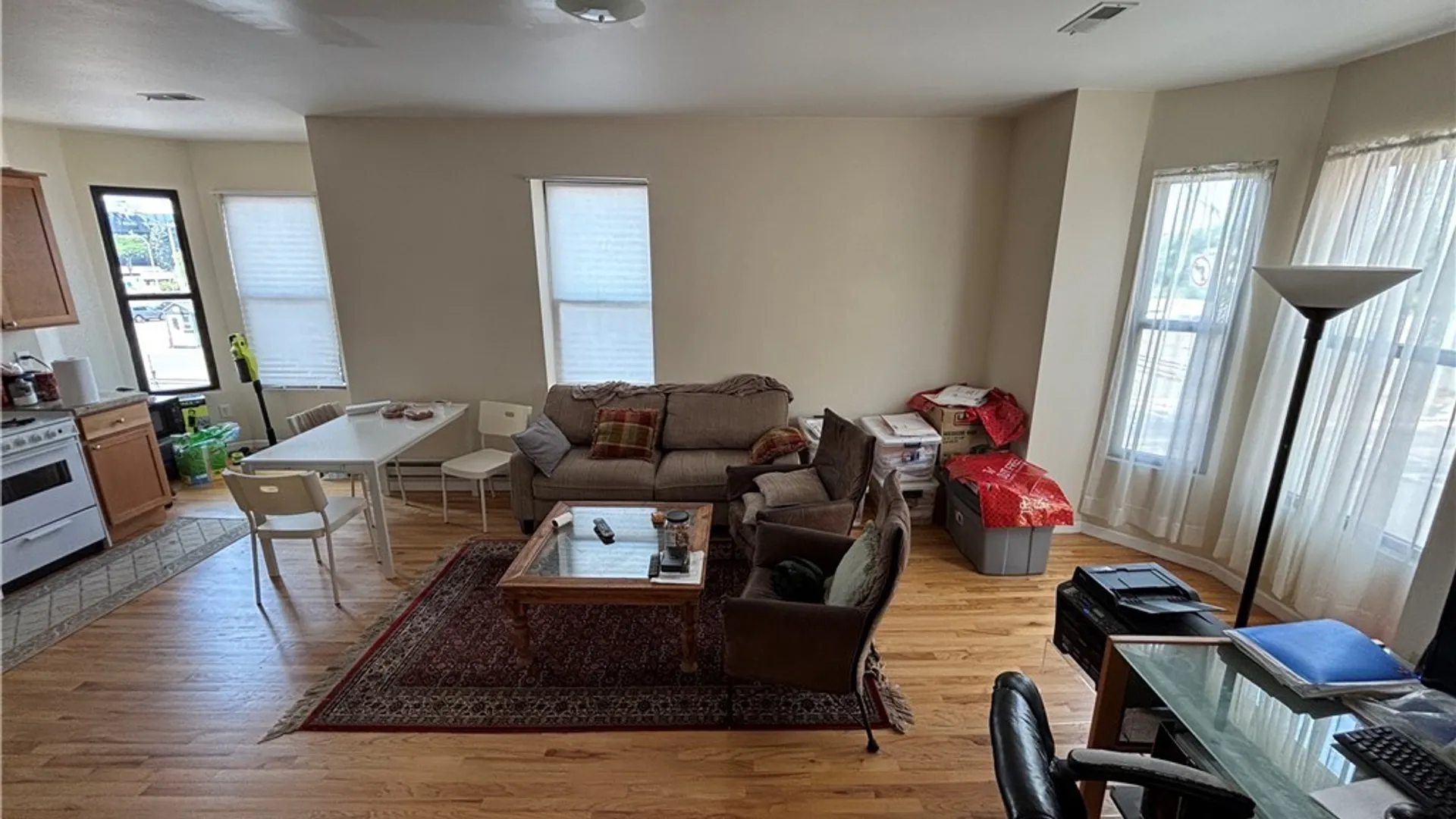 Property at 221 Herald Place, Syracuse, NY 13202 34