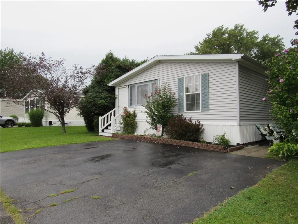 Property at 11 Sycamore, Avon, NY 14414