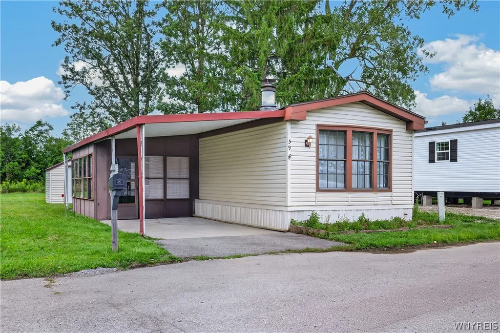 Property at 59 Annamarie, Cheektowaga, NY 14225
