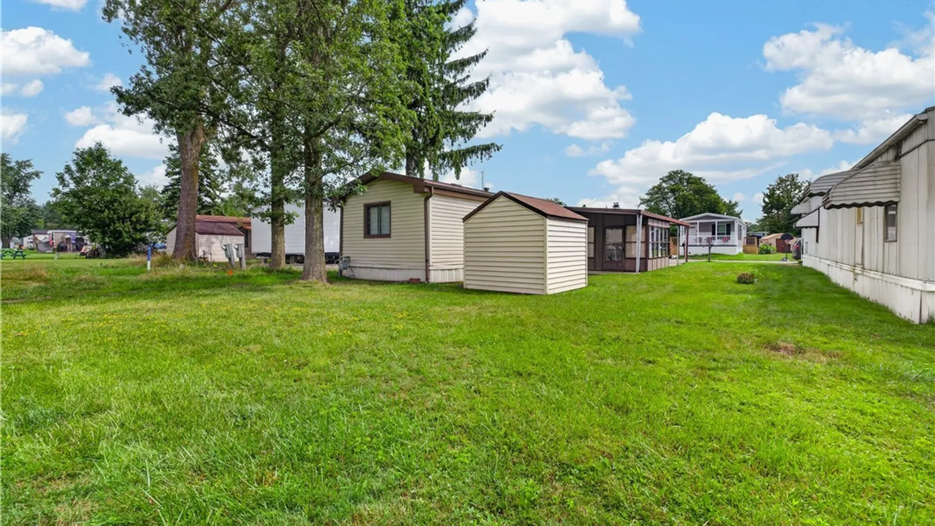 Property at 59 Annamarie, Cheektowaga, NY 14225 7
