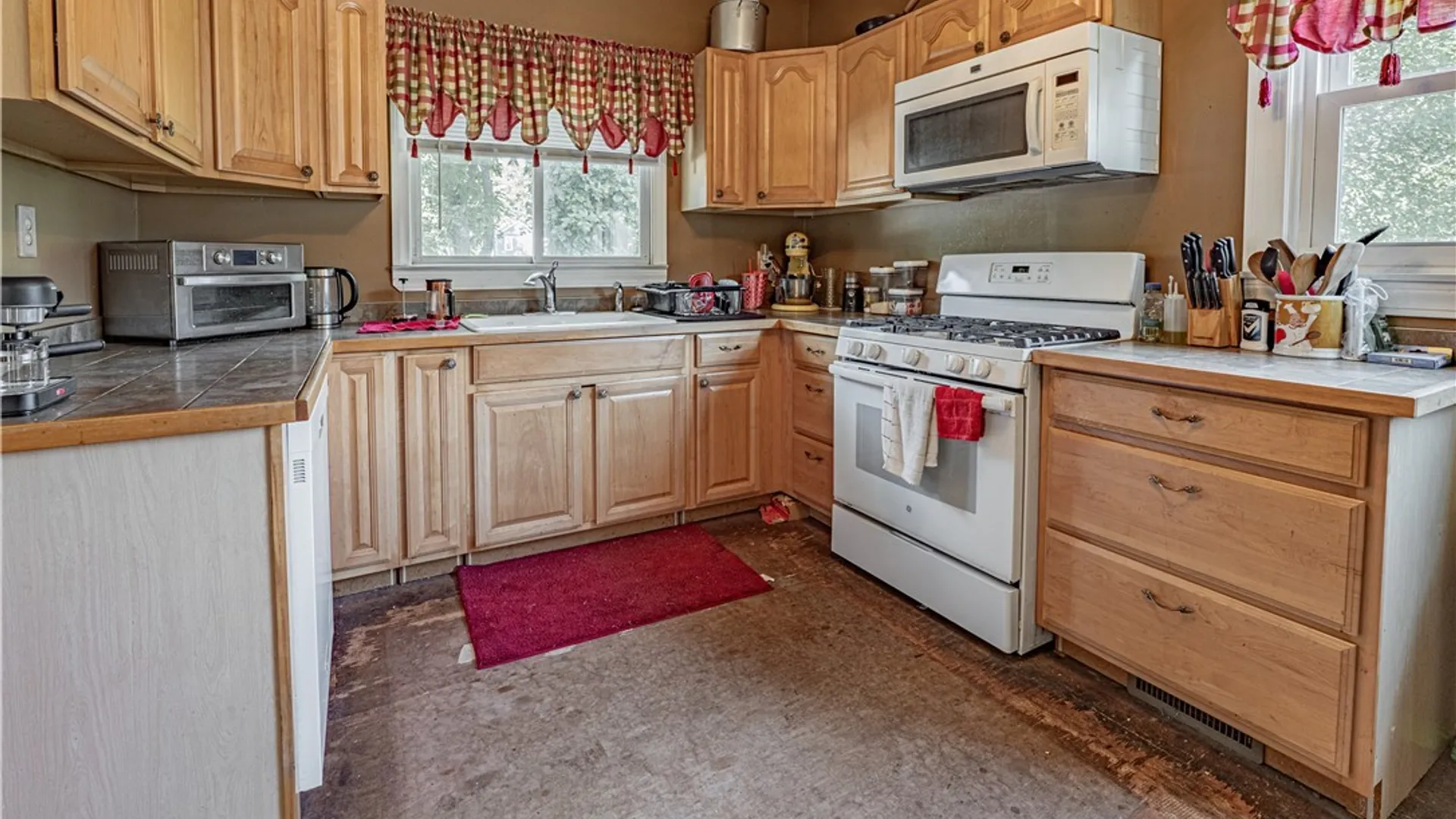 Property at 220 Elliot Street, Porter, NY 14174 10