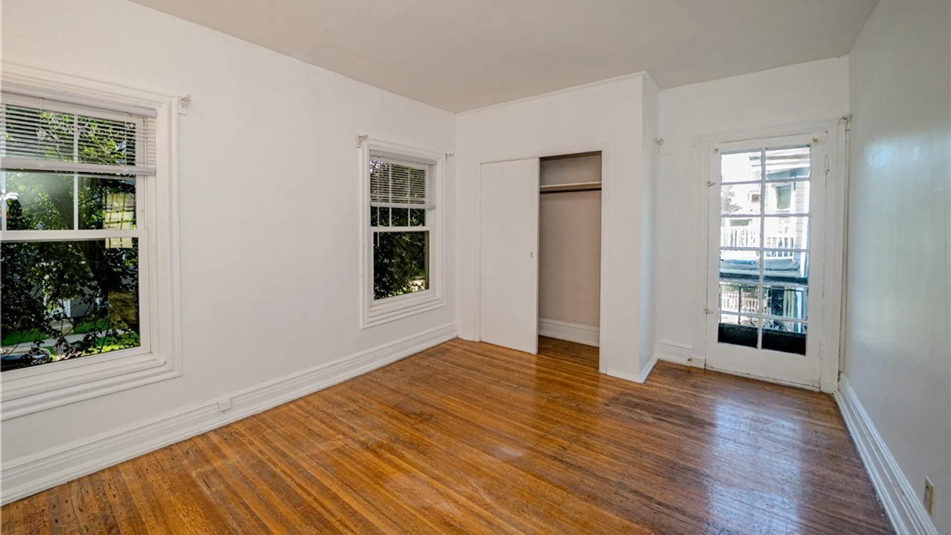 Property at 346 Woodward Avenue, Buffalo, NY 14214 25